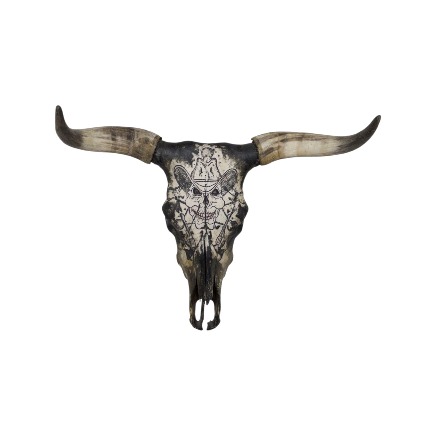 A Longhorn Engraved Skull Taxidermy Wall Decor featuring a skull wih a cowboy hat