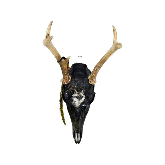 A White-Tailed Deer Engraved Skull Taxidermy Wall Decor featuring a fox